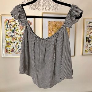 Off shoulder ruffle top